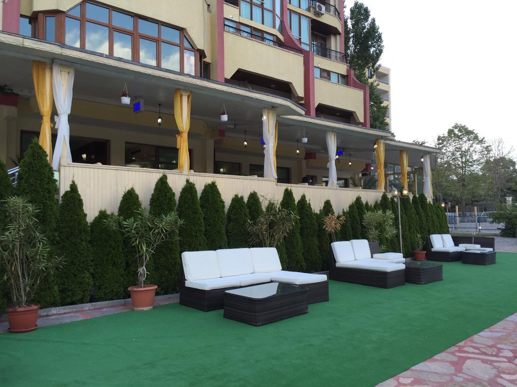 Perla Sun Beach Hotel Приморско Экстерьер фото